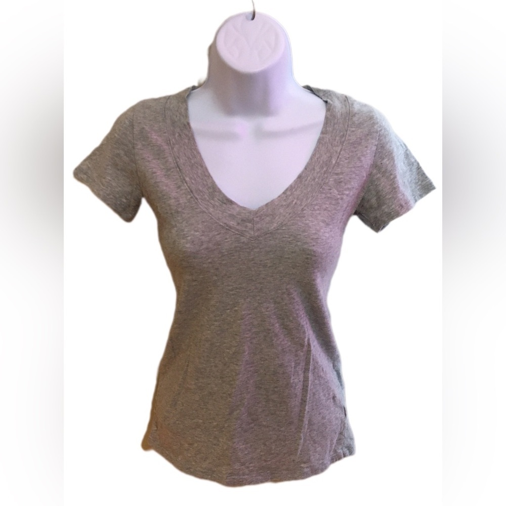 Light Heather Gray Fitted Short Sleeve Tee
